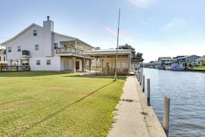 House Exterior | Bayou Views