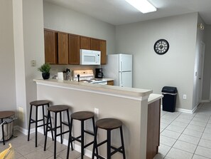 Kitchen Bar Seating Area