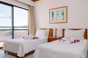 Unit with Single beds
