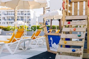 Sun loungers