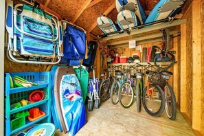 Beach Shed Amenities!