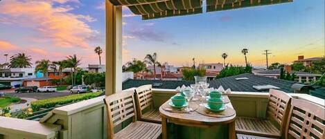Welcome to Sunset Vista in Pacific Beach!