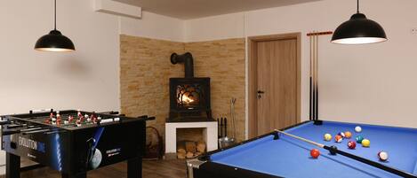 Property, Billiard Table, Table, Billiard Room, Wood, Interior Design, Billiards, Sports Equipment