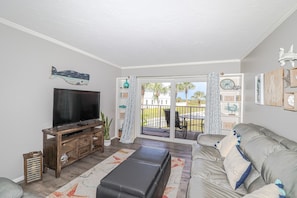 St. Augustine Beach Rentals Living Room