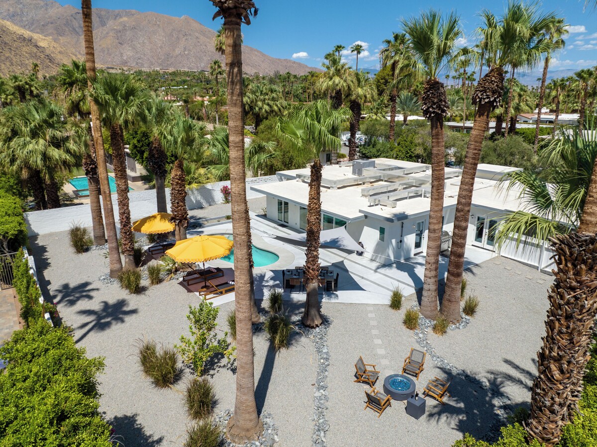 Eleven Palms – Luxury Oasis Retreat