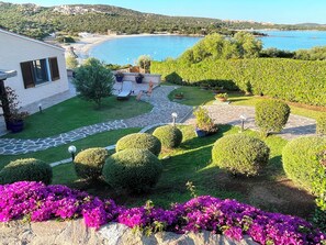 Upper garden of the villa