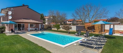 Croatian luxury villa Gioiello Istriano for rent and vacation with private pool and children's playground