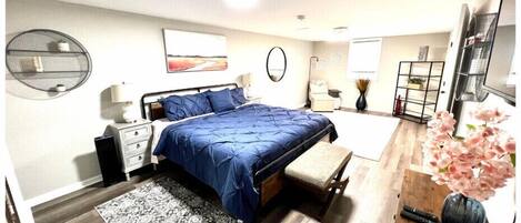 Lower level master suite with 1/2 bath