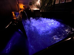 Bain à remous intérieur