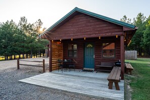 Cabin 1 | Charcoal Grill