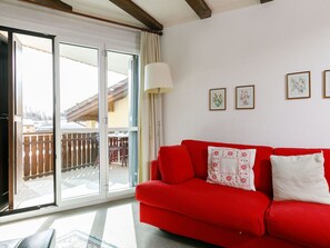 Mueble, Propiedad, Sofá, Edificio, Madera, Comodidad, Diseño De Interiores, Sala, Encendiendo, Arquitectura