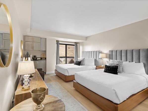 Two Queen Beds / Main Living Area