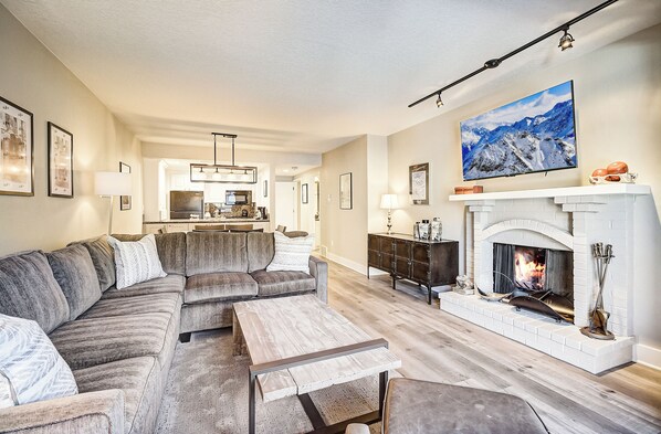 Living Room with Sofa Bed and Fireplace