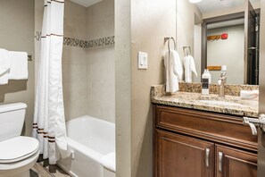 Bathroom 1 with Bathtub/Shower Combo