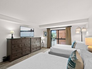 2 Queen Beds