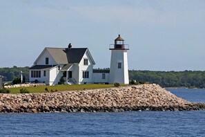 Wings Neck Lighthouse