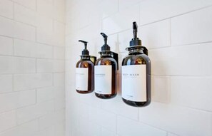 Équipements de salle de bain