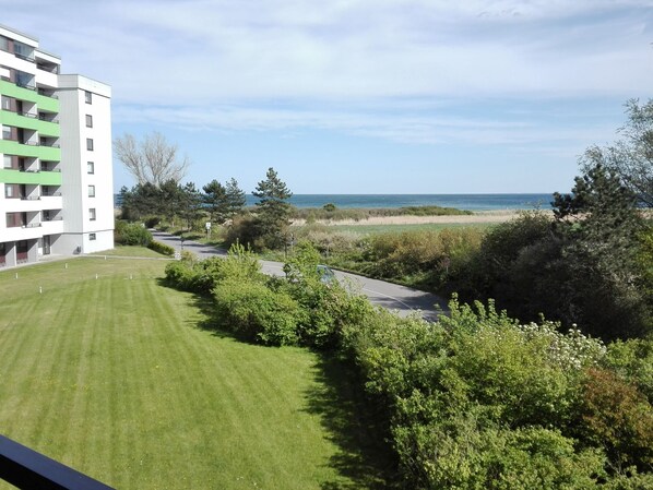 Blick vom Balkon auf die Ostsee