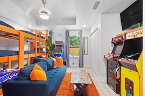 Spielezimmer