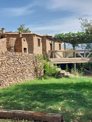 View of Walnut Cortijo, Cortijos Rey Fini.
