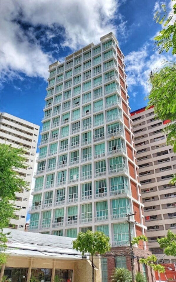 Facade / entrance,Property building