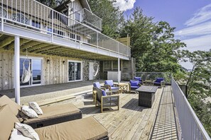 Huge sprawling deck and upper balcony