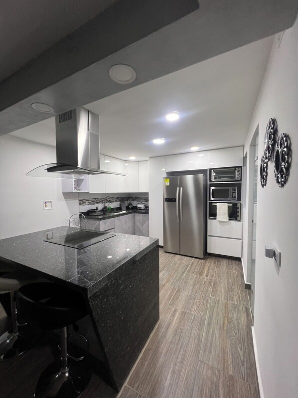 Private kitchen