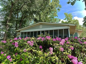 Spring time at Lake Tillery