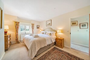 Crumpet Cottage, Chebbard, Dorchester: Bedroom one with it's pretty furnishings