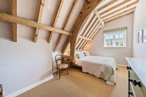 The Old Court House, Cerne Abbas: Bedroom two, with rural views