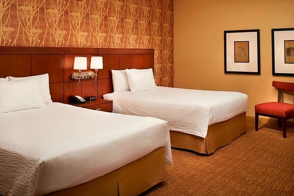 2 Queen sized beds. Exact unit will be assigned upon arrival. Views, colors and decor may vary.