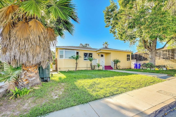 Spring Valley Vacation Rental | 4BR | 2BA | Stairs Required | 2,220 Sq Ft