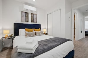 Get a restful night's sleep on our cozy, queen-sized beds with soft, hypoallergenic sheets.