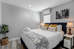 Wake up feeling refreshed and rejuvenated after a night spent in our comfortable queen-sized bed.