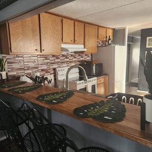 kitchen island for eating and entertainment 