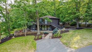 Cozy 2BR 3 Bath