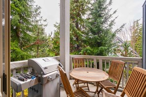 Private balcony: BBQ facilities