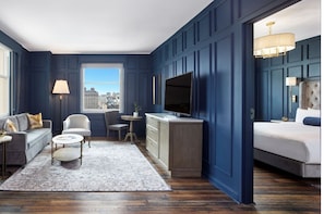 Unit with King size bed