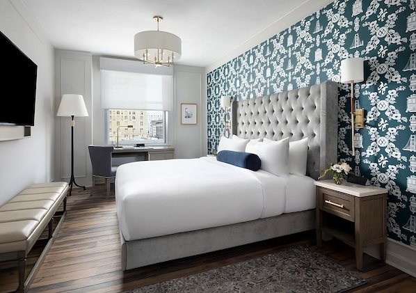Unit with King size bed