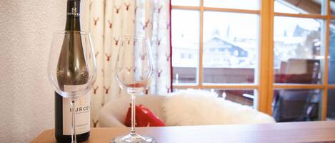 3) Ferienwohnung im Chalet Ahornwinkl 26 qm-Herzlich Willkommen im Chalet im Ahornwinkl