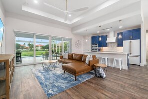 With it's open, airy living area and gleaming kitchen, Deja Blu is like a dream come true.