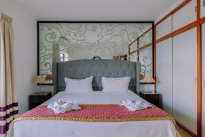Bedroom. Exact unit will be assigned upon arrival. Views, colors and decor may vary.