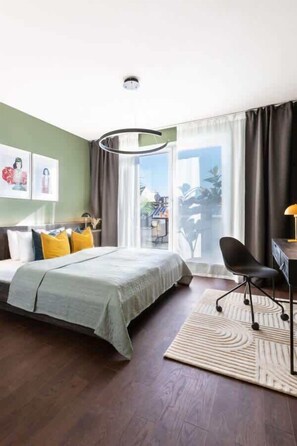 Second bedroom with access to the terrace