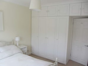 Main double bedroom