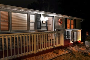 Front Porch (night)