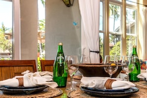 Feast your eyes?sunlit dining made for moments that matter CVW-2004