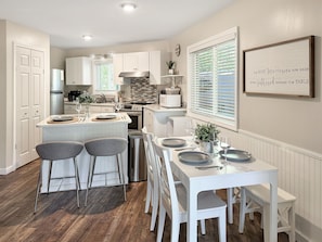 Fully stocked kitchen, new appliances, new kitchen table