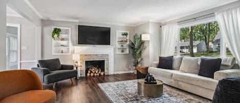 Living room; spacious and open floor plan