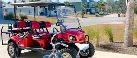 6 seater electric golf cart to haul beach/pool gear, ride over for dinner and drinks, or just stroll the neighborhood and catch a great sunset. Available for use with additional fee.