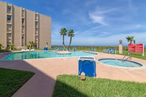 Beach front top floor pool hot tub and more
